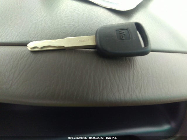 2004 HONDA CIVIC VP VIN: 2HGES16324H614672