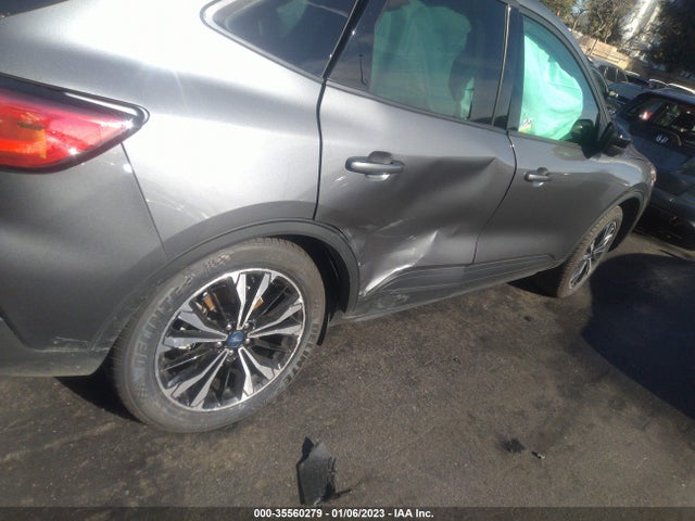 2022 Ford Escape, VIN: 1FMCU0BZ7NUA27494