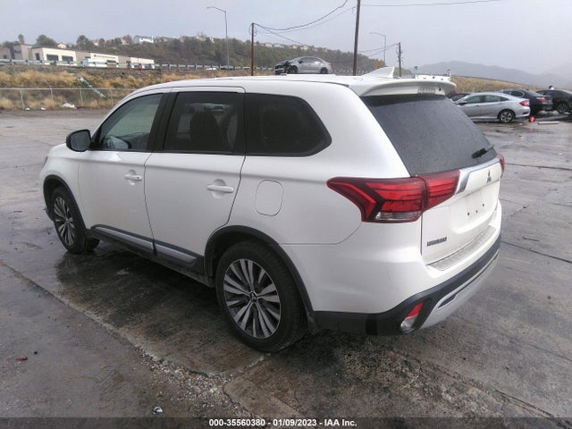 JA4AD2A38KZ008160 Mitsubishi Outlander Es