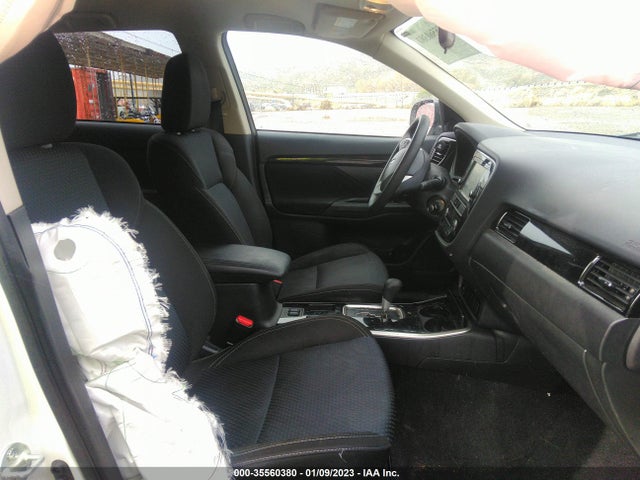 JA4AD2A38KZ008160 Mitsubishi Outlander Es