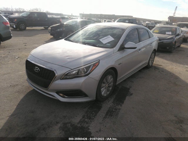 2016 Hyundai Sonata, VIN: KMHE24L15GA010793