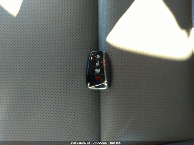 2015 Hyundai Santa Fe, VIN: KM8SNDHF4FU109911