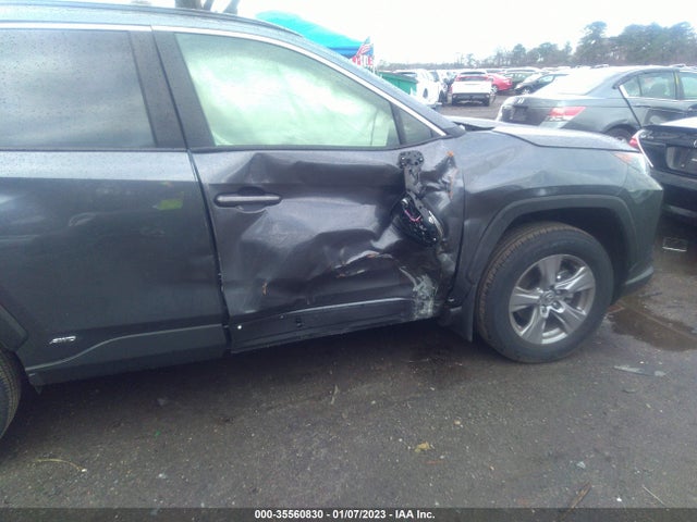 2022 Toyota RAV4, VIN: JTMMWRFV1ND146902