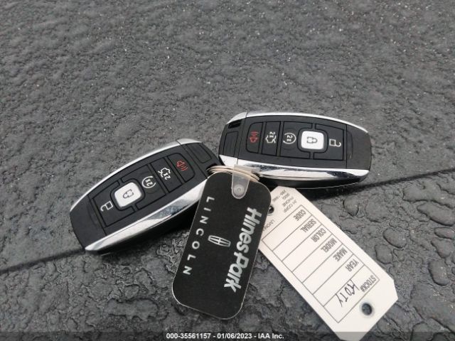 2LMPJ6K90KBL61210 Lincoln Nautilus Select