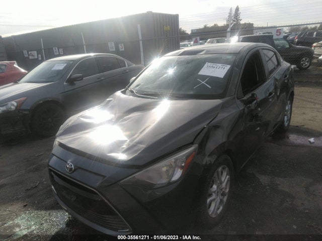 2018 Toyota Yaris, VIN: 3MYDLBYV8JY300477