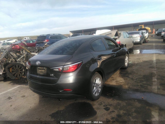 2018 Toyota Yaris, VIN: 3MYDLBYV8JY300477