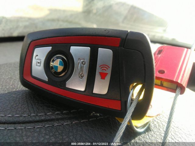 WBA8B9C5XJAE22376 BMW 3 Series 330i