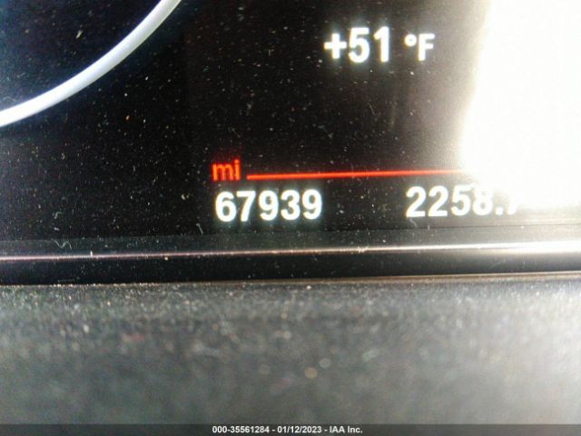 WBA8B9C5XJAE22376 BMW 3 Series 330i