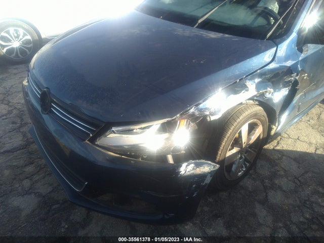 2012 VOLKSWAGEN JETTA SEDAN SE VIN: 3VWDX7AJ0CM458407