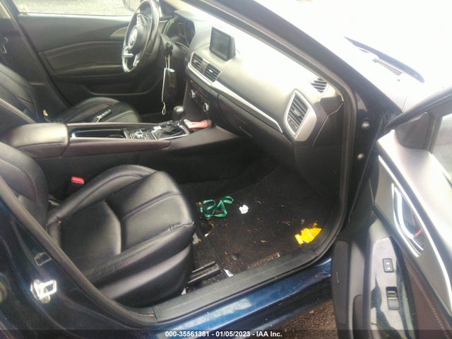 2018 Mazda 3, VIN: 3MZBN1V32JM256736