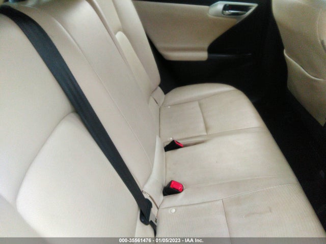 Lexus CT 200H 2012 JTHKD5BH7C2056313 Image 9