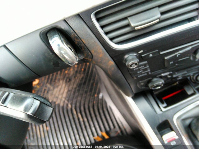 Audi A4 2.0t Premium Plus 2012 WAUHFAFL7CN001305 Image 3