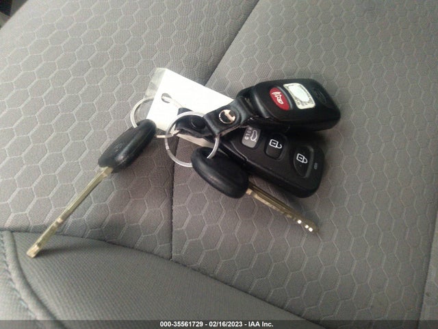 Hyundai ELANTRA SE 2020 5NPD74LFXLH509458 Image 3