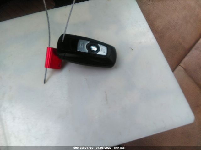 WBA3B1G59FNT03981 BMW 3 Series 320i