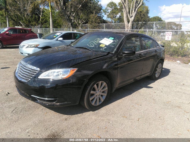 1C3CCBBG3EN106712 Chrysler 200 Touring