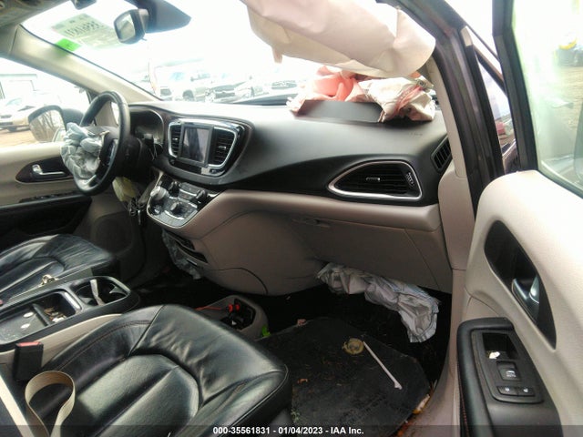 2C4RC1BG4JR246104 Chrysler Pacifica Touring L