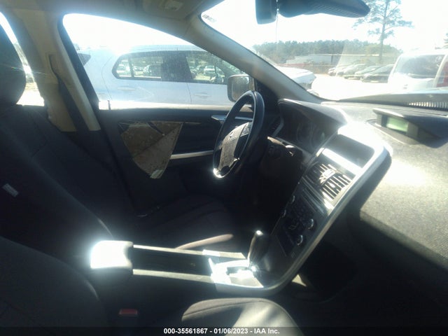 Volvo Xc60 3.2l 2010 YV4982DL0A2066051 Image 6
