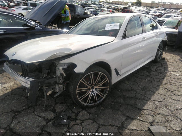 BMW 5 Series 540i 2019 WBAJE5C59KWW30008 Image 2