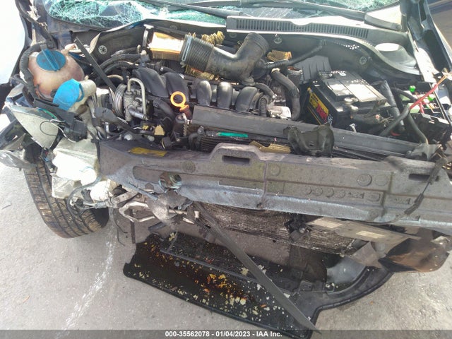 3VWDP7AJ7CM412735 Volkswagen Jetta Sedan Se W
