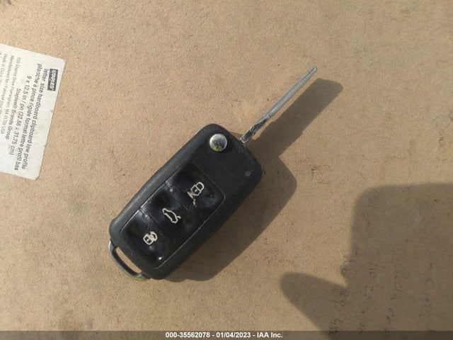 3VWDP7AJ7CM412735 Volkswagen Jetta Sedan Se W