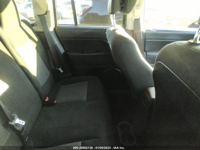 1C4NJCBA5GD615771 Jeep Compass Sport