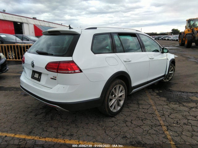 2018 Volkswagen Golf, VIN: 3VWM17AUXJM765589