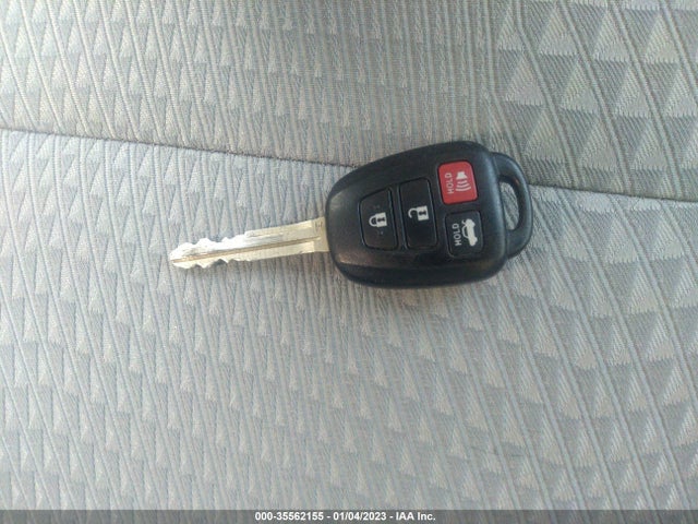 2015 TOYOTA CAMRY SE VIN: 4T1BF1FK3FU020097
