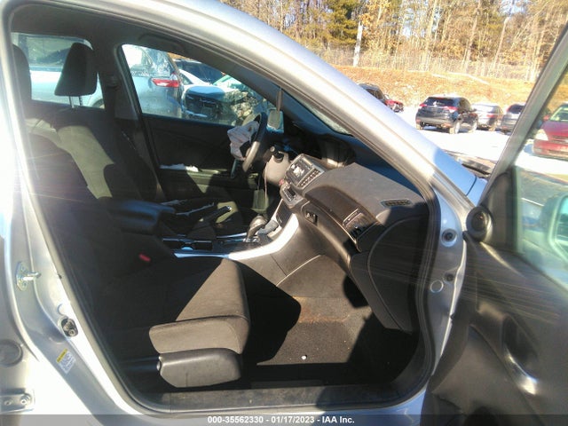 2015 Honda Accord, VIN: 1HGCR6F31FA005140