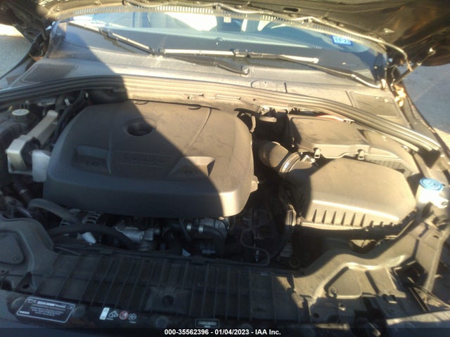 2016 Volvo S60, VIN: LYV402FK3GB095821