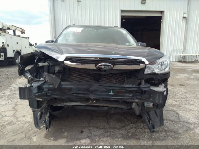 JF2SJAGC1JH567348 Subaru Forester Premium