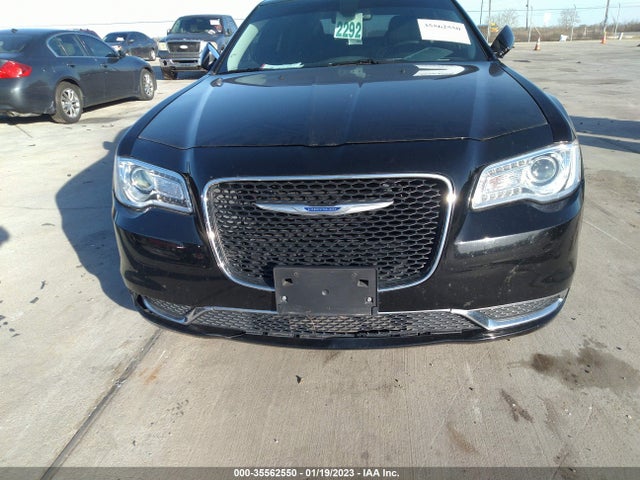 2C3CCAAG1KH729018 Chrysler 300 Touring