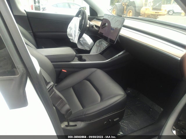 Tesla Model Y 2021 5YJYGDEE0MF102190 Image 5