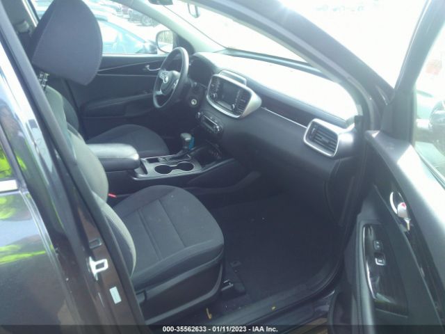 5XYPGDA50KG467590 KIA Sorento Lx V6
