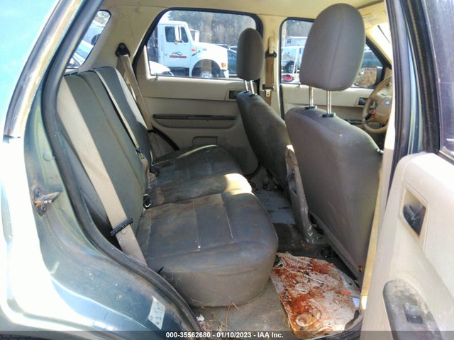 2011 FORD ESCAPE XLS VIN: 1FMCU0C76BKA99856