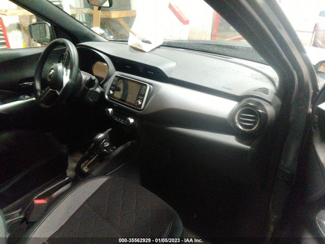 2019 NISSAN KICKS SV VIN: 3N1CP5CU8KL561415