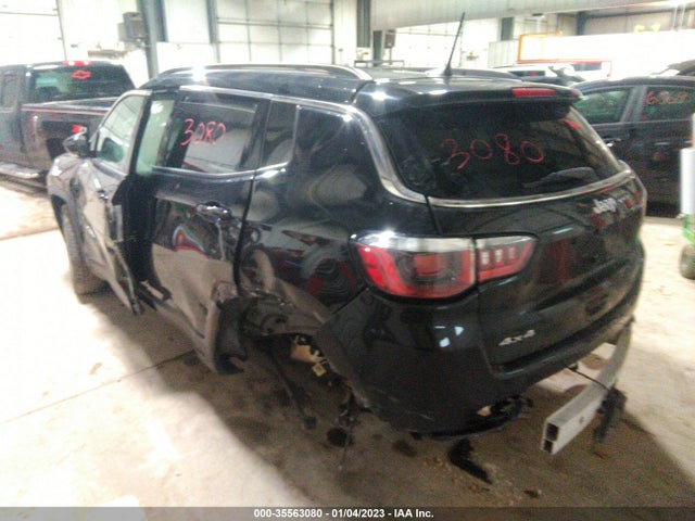 3C4NJDCB3JT253132 Jeep Compass Limited