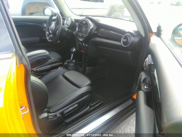 2015 Mini Cooper, VIN: WMWXP7C52F2A35145