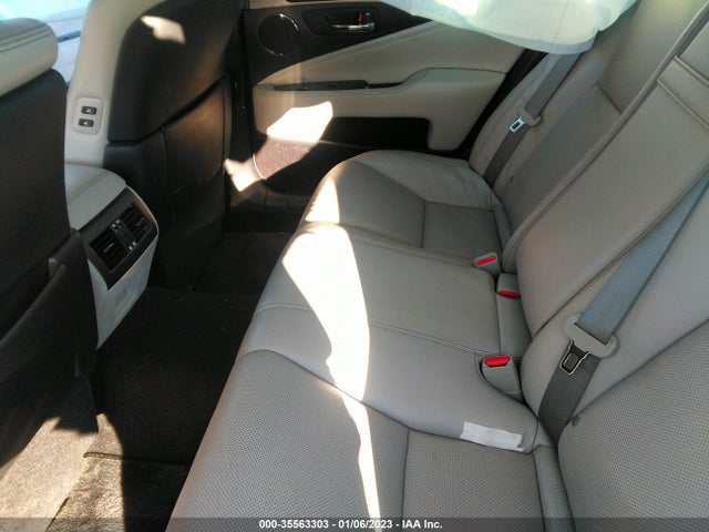 2017 Lexus LS, VIN: JTHCL5EF1H5028241