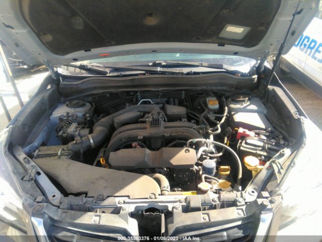 JF2SJAWC4JH569306 Subaru Forester Touring