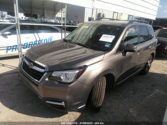 JF2SJAWC4JH569306 Subaru Forester Touring