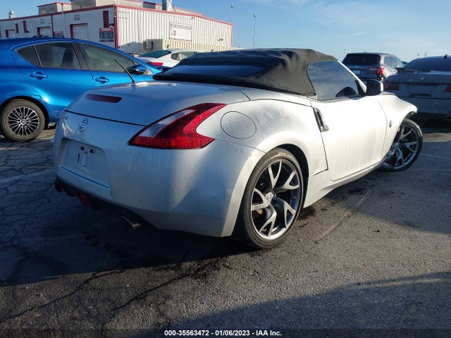2018 Nissan Z, VIN: JN1AZ4FH4JM520178