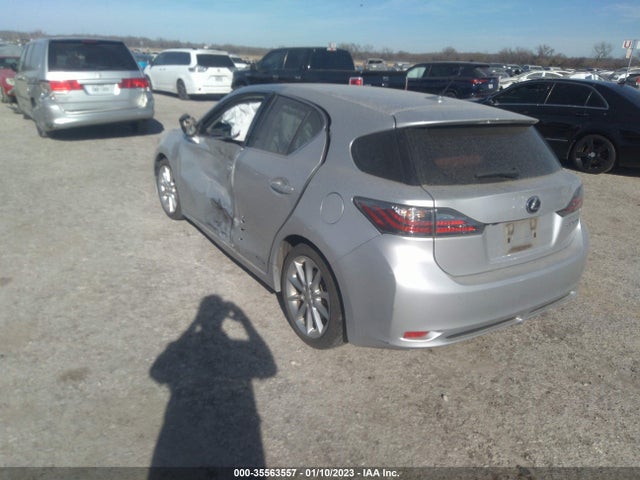 Lexus CT 200H 2012 JTHKD5BH3C2060844 Image 4