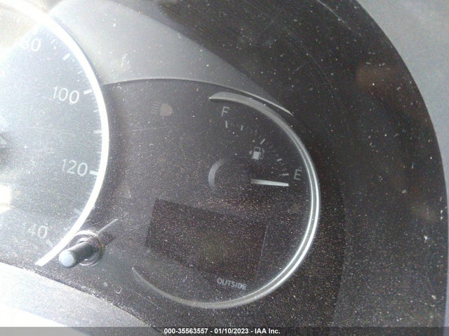 Lexus CT 200H 2012 JTHKD5BH3C2060844 Image 8