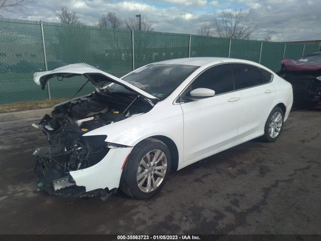 Chrysler 200 Limited 2015 1C3CCCAB3FN590801 Image 2