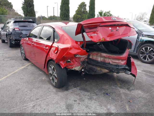 3KPF24AD4ME386741 KIA Forte Lxs