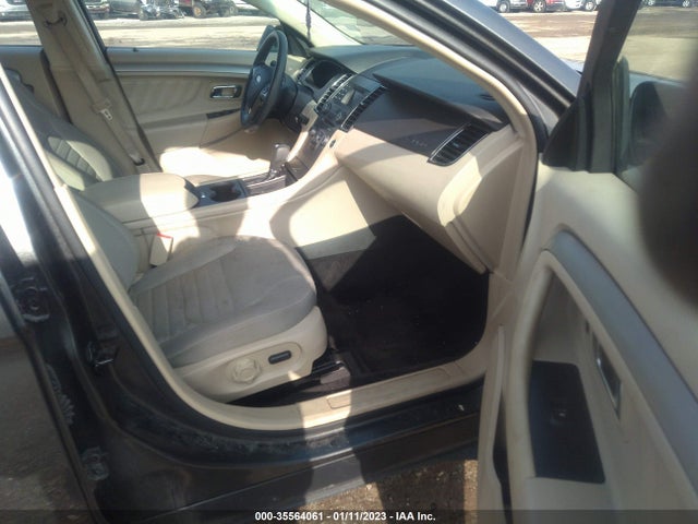 2017 Ford Taurus, VIN: 1FAHP2D81HG145194