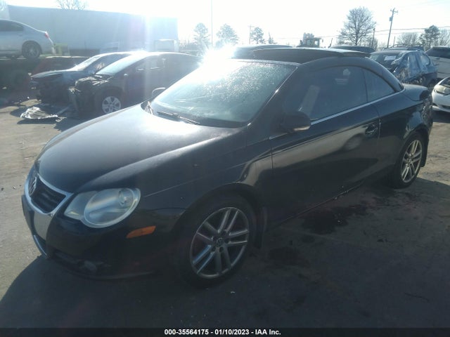 Volkswagen Eos Lux 2008 WVWFA71F48V049560 Image 2