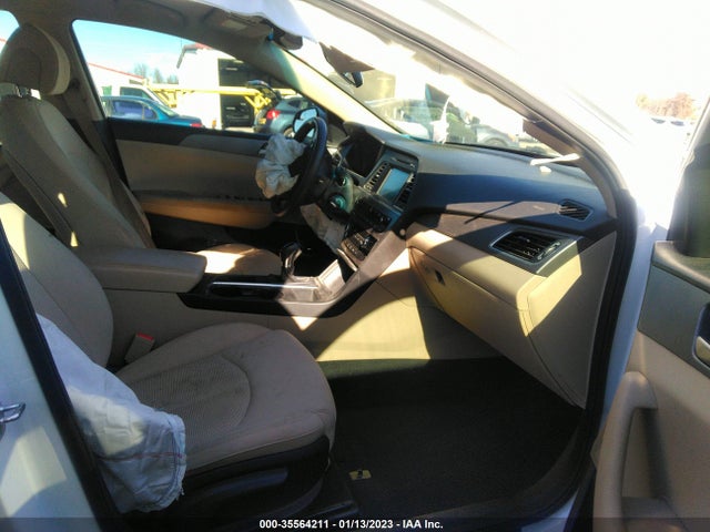 2016 HYUNDAI SONATA 2.4L SE VIN: 5NPE24AF7GH307382