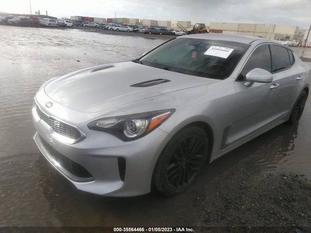 KIA Stinger Base 2018 KNAE15LA3J6034742 Image 2