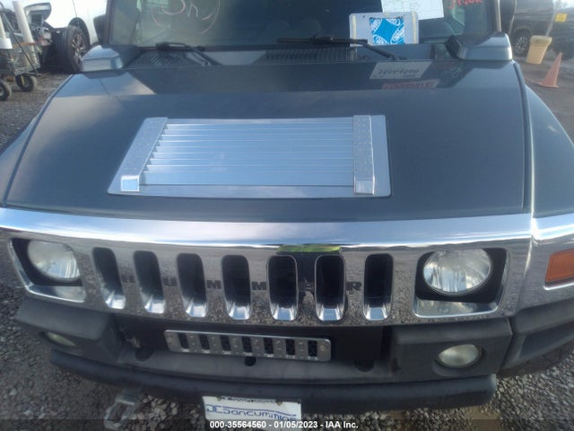5GRGN23U57H100079 Hummer H2